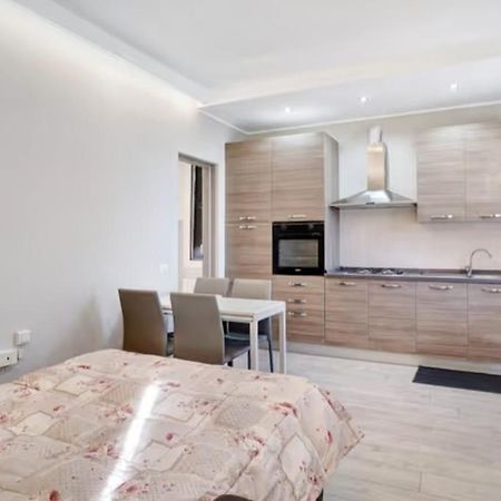Casa Sanremo Tiziano Parking Gratis Spiaggia 15 Minuti A Piedi מראה חיצוני תמונה
